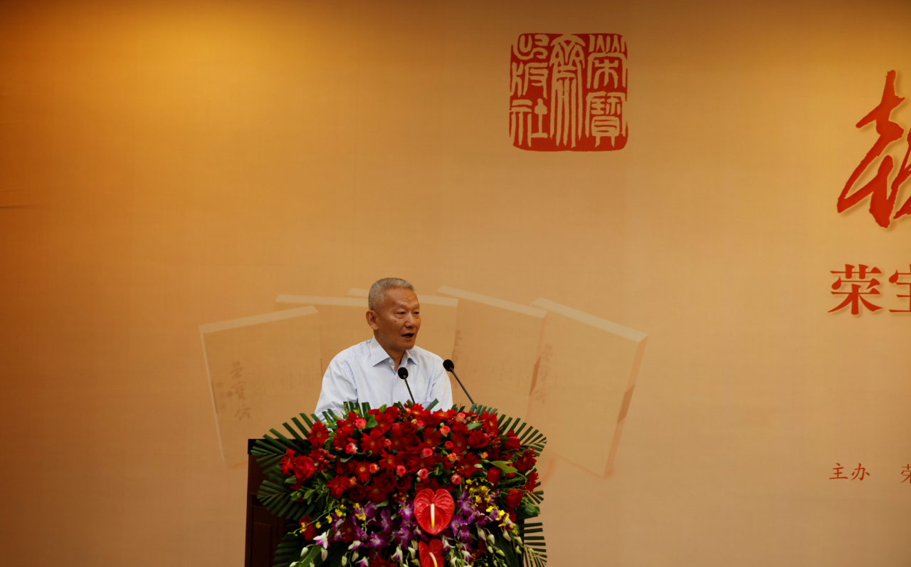 中國出版協(xié)會(huì)理事長鄔書林